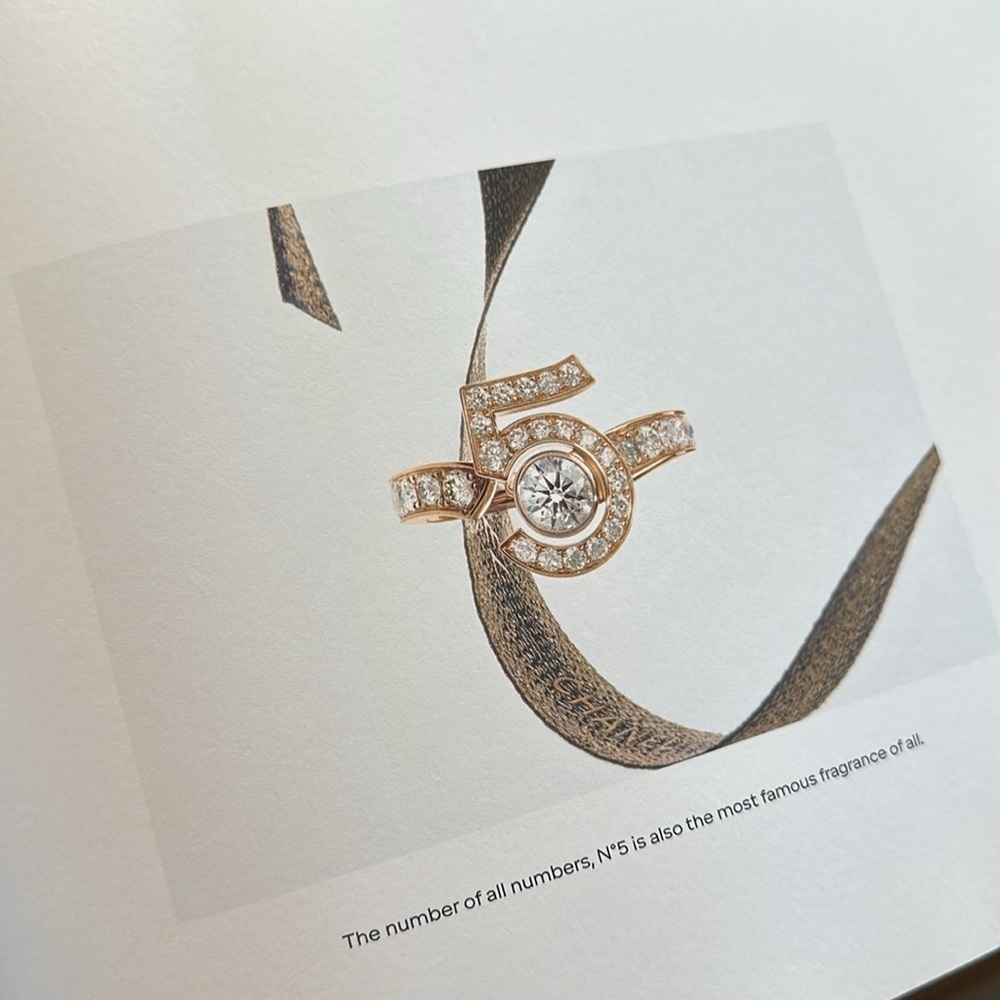 Chanel Coffee Table Book Fine Jewelry Picture Book Catalog 2023 - Picture 7 of 7
